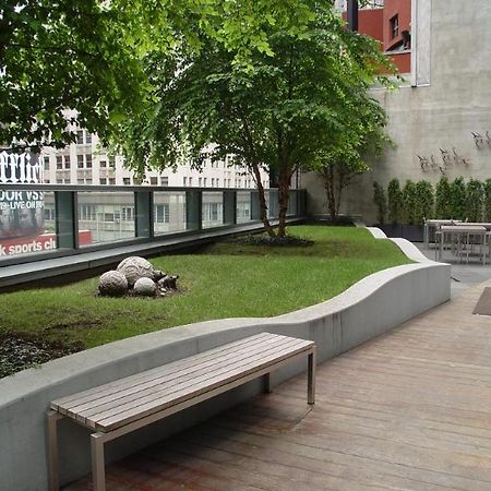 Hotel 1600 Broadway On The Square New York Exterior photo